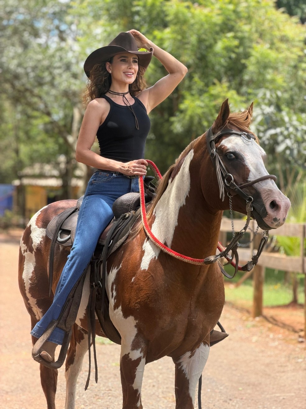 Paula Fernandes diz que foi traída e viveu nomoro com narcisista: ‘Não sabem nada da minha vida’ — Foto: Reprodução/ Divulgação