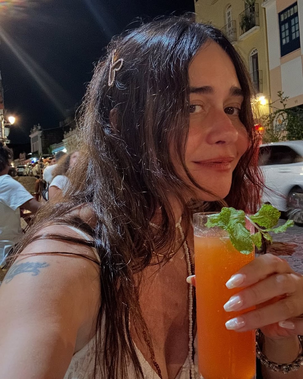 Alessandra Negrini compartilhou momentos na Bahia — Foto: Reprodução/ Instagram
