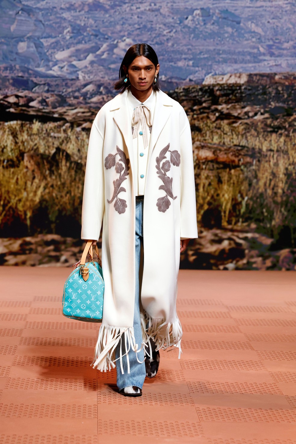 Louis Vuitton masculino por Pharrell Williams - inverno 2024 — Foto: Divulgação