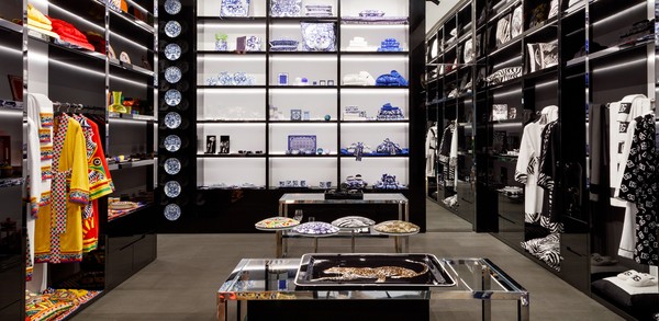 Dolce&Gabbana também veste a casa: marca lança linha dedicada ao