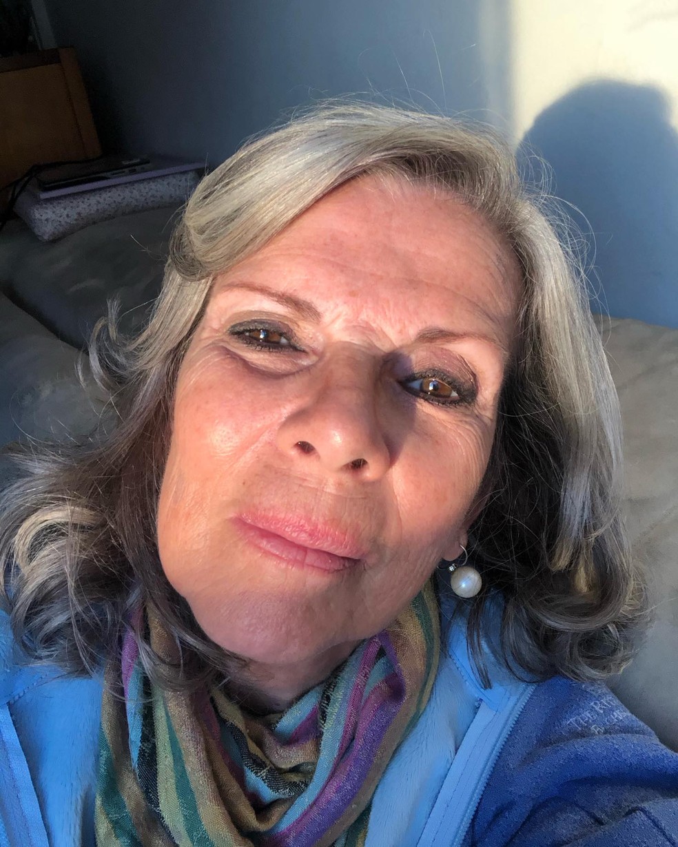 Isabel Dias, de 70 anos, é autora do livro '32: Um Homem Para Cada Ano Que Passei Com Você' — Foto: Reprodução/Instagram
