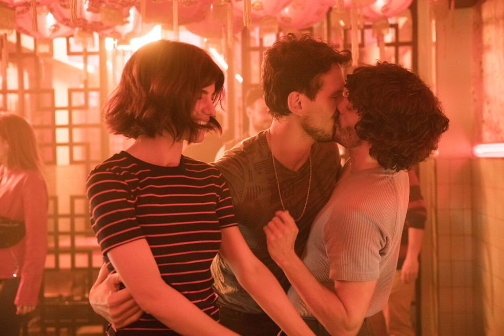 Cena de Seis Não É Demais, série disponível na HBO Max — Foto: Divulgação
