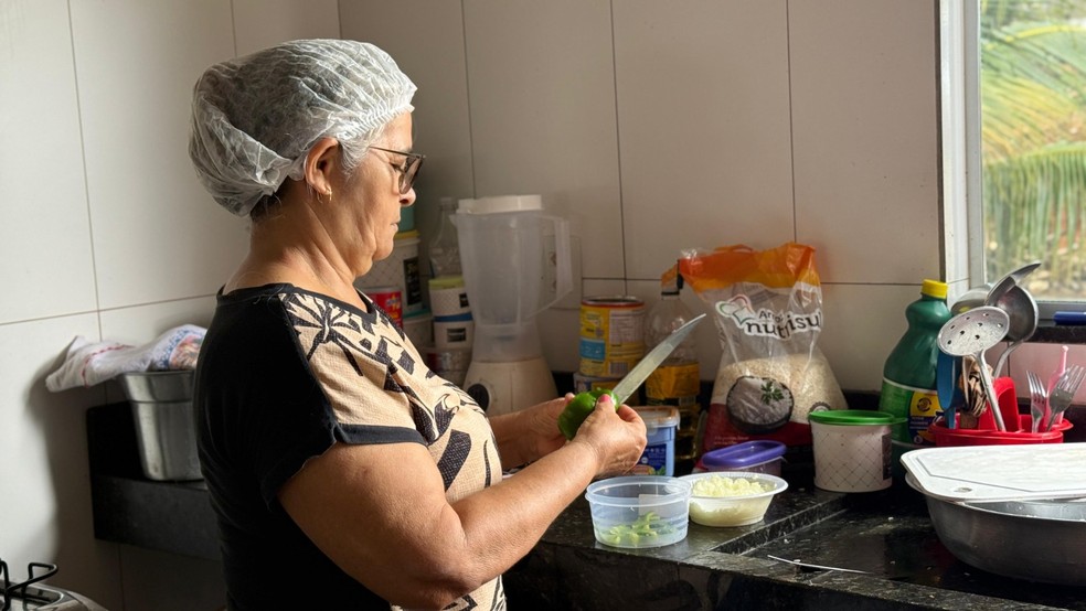 Elas auxiliam nos serviços básicos — Foto: Dion Soares