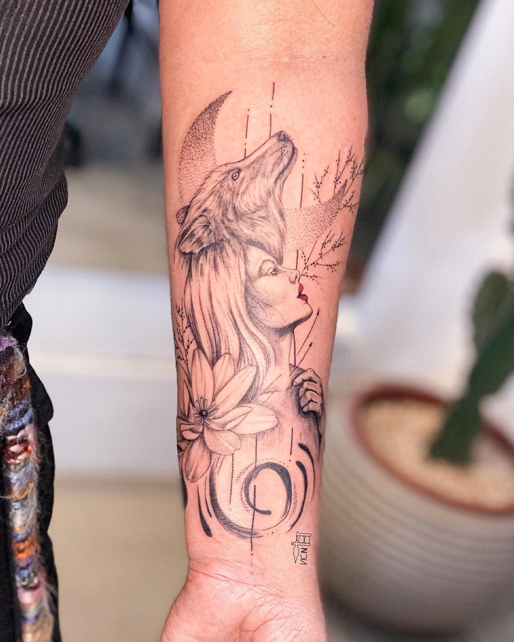 Tatuagem de lobo feminina: as inspirações mais perfeitas para você ...
