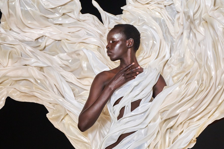 Iris van Herpen, alta-costura de inverno 25