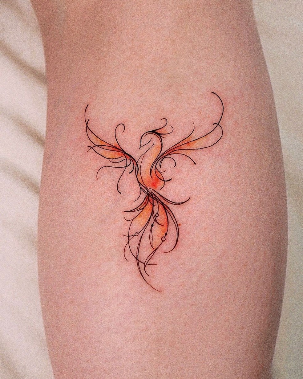 Delicado Tatuagem Fenix Feminina