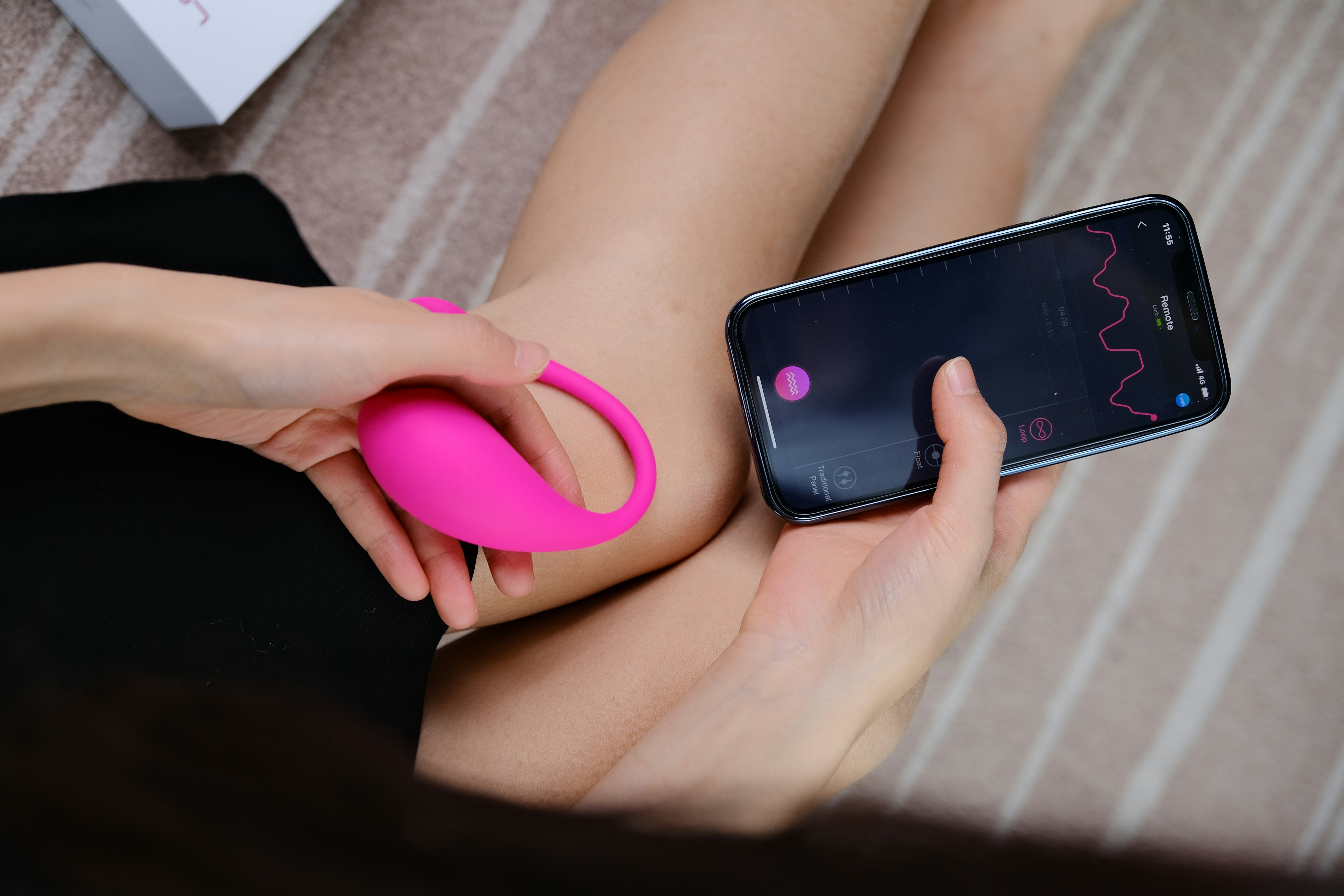 Sex toys controlados online para estimular seu par à distância