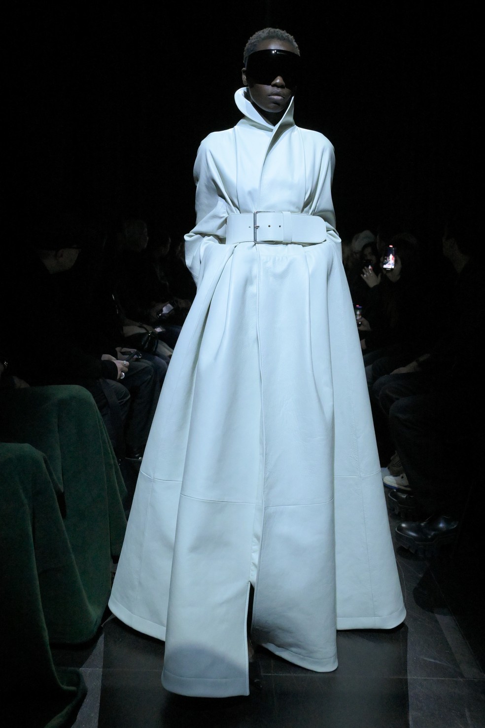 Balenciaga Inverno 25 — Foto: Getty Images