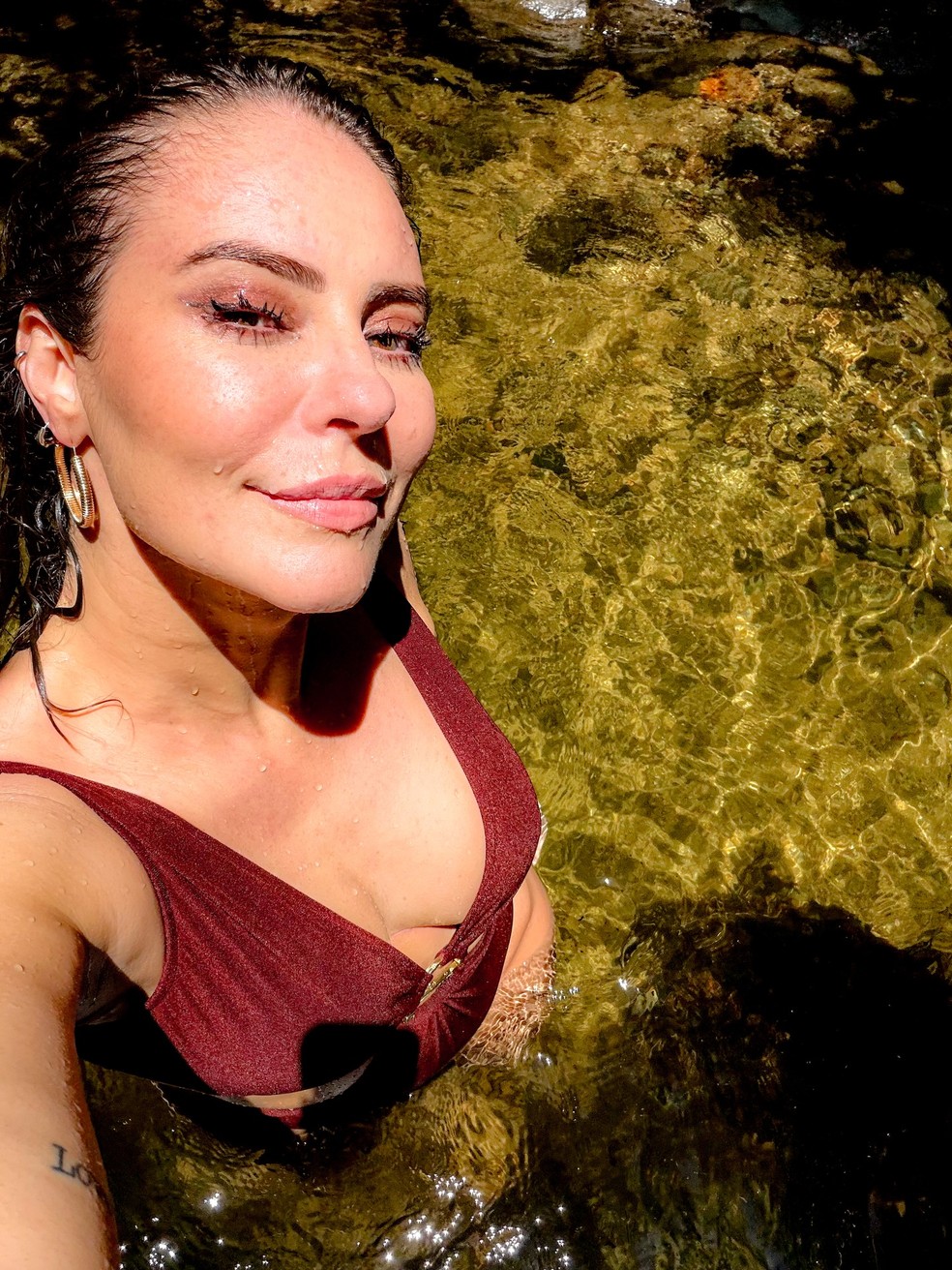 Solteira, Paolla Oliveira mostra momentos de sua vida no Rio e apoio dos amigos — Foto: Reprodução/Instagram