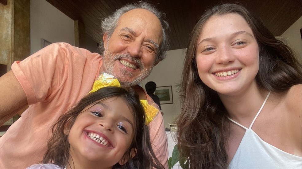 Carol Castro abre álbum de fotos em família — Foto: Reprodução/Instagram