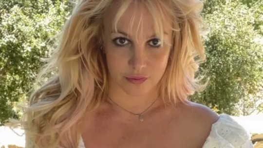 Britney Spears se pronuncia após briga com o namorado: 'Gostaria que me respeitassem'