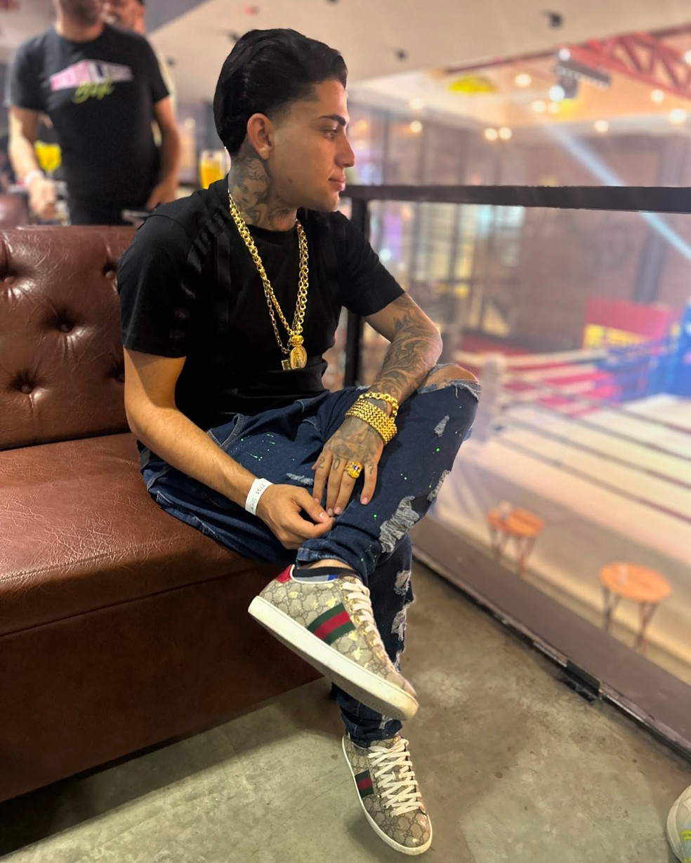 Morre aos 30 anos Jota Surfista, influenciador que alertou sobre os riscos do uso de álcool e drogas