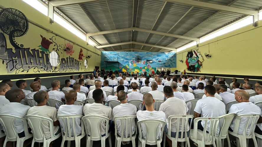 Série de encontros reflexivos acontecem dentro do presídio