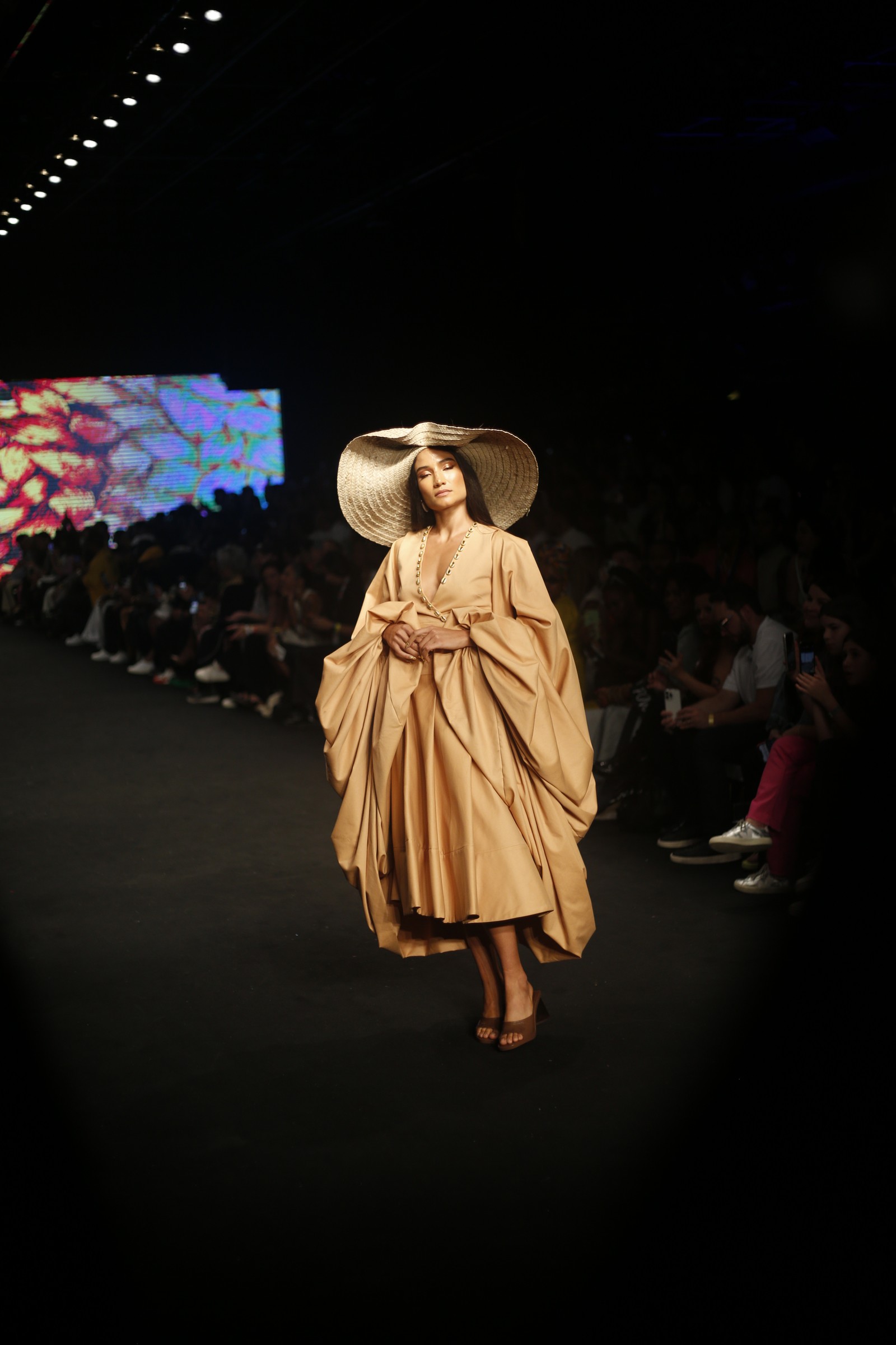 Chapéus - SPFW 54 — Foto: Gabriel Benati