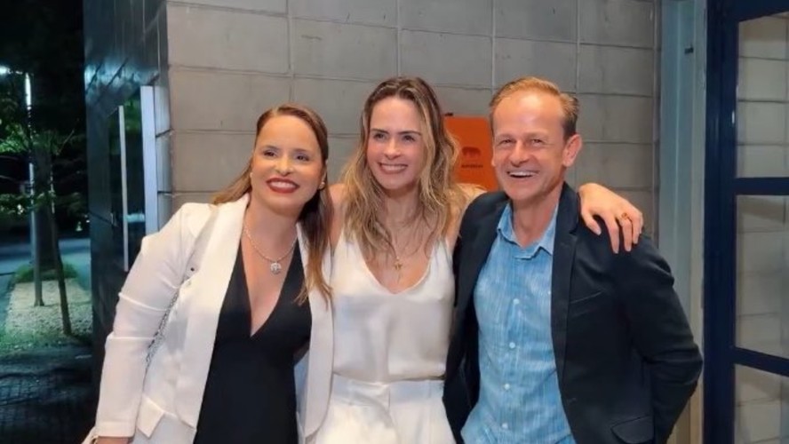 Ana Paula Renault encontrou os pais de Juliano Floss