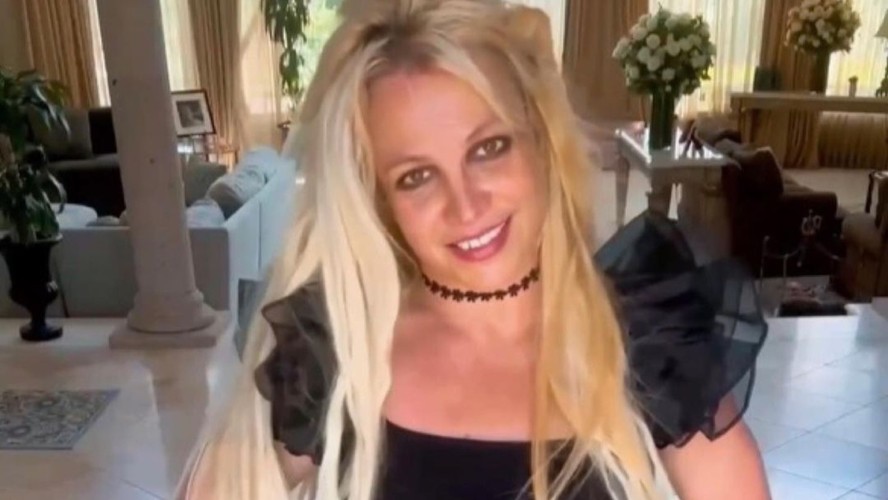 Britney Spears tem rede social desativada após prisão: 'Momento difícil'
