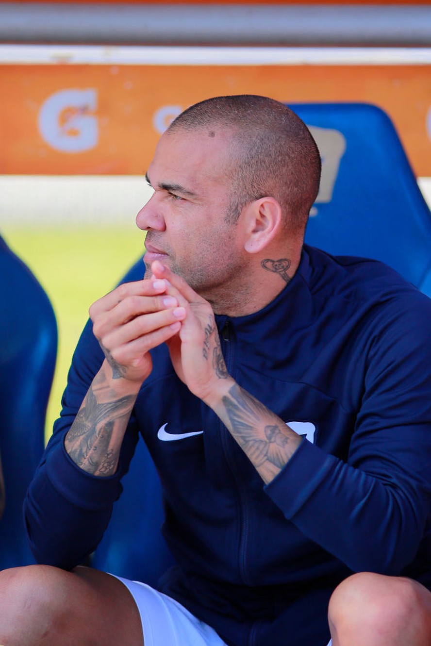 Daniel Alves é acusado de agressão sexual