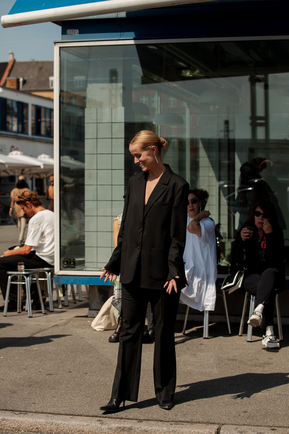Street style na Copenhagen Fashion Week 2024 — Foto: @adilsonss__