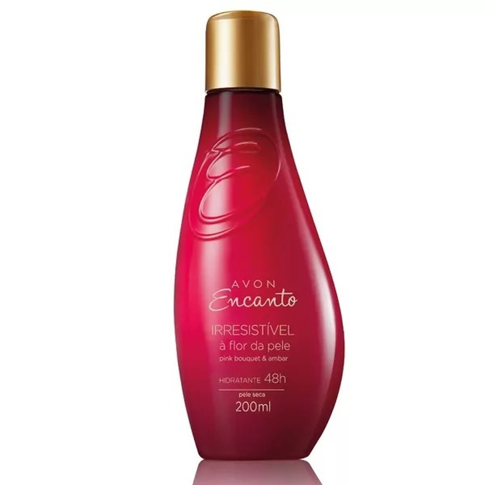 Encanto Irresistível é Aromático e limpo, com notas de frutas vermelhas e baunilha, refletindo a organização e discrição virginiana — Foto: Reprodução/Avon