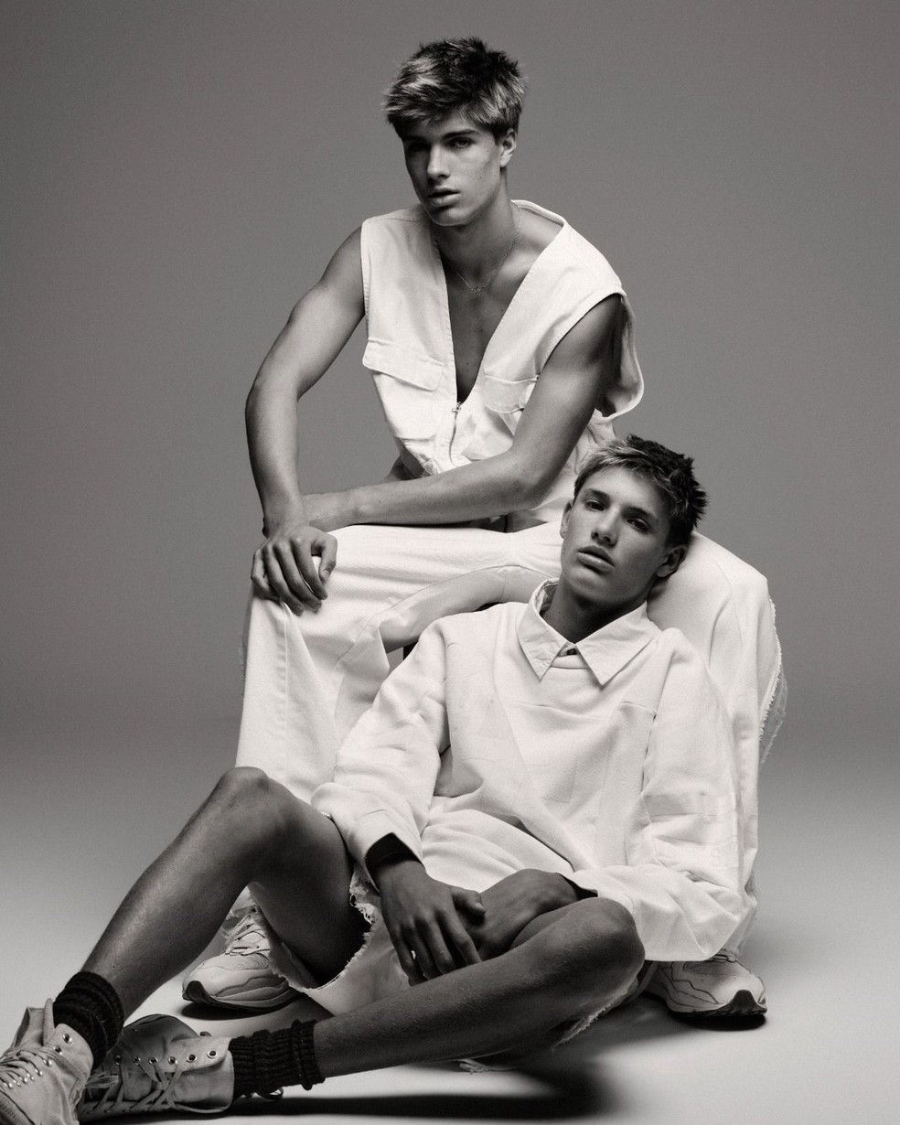 João e Francisco Hilbert estreiam como modelos ao 16 anos — Foto: Divulgação
