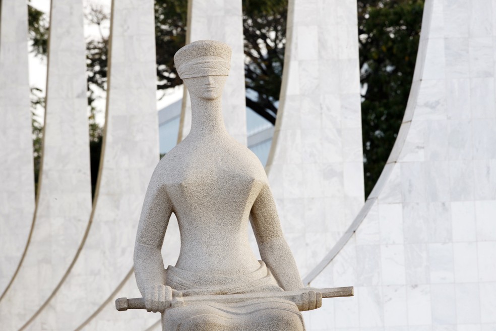 Estátua da Justiça em frente ao prédio do Supremo Tribunal Federal (STF) — Foto: Carlos Humberto/SCO/STF