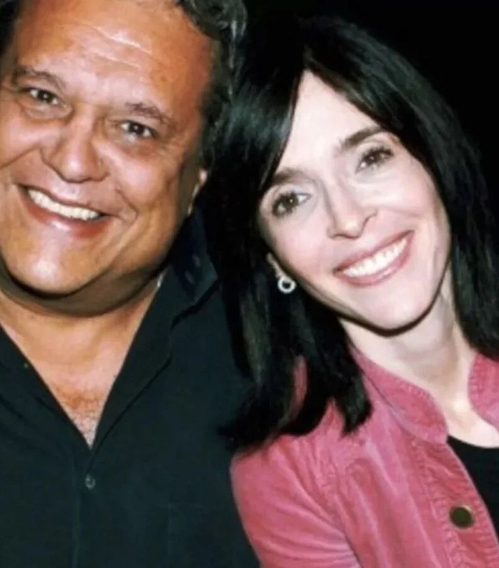 Dennis Carvalho ao lado de Debora Evelyn — Foto: Reprodução/ Instagram