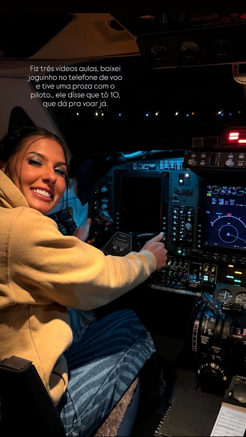 Ana Castela mostra aula de aviação — Foto: Reprodução/Instagram