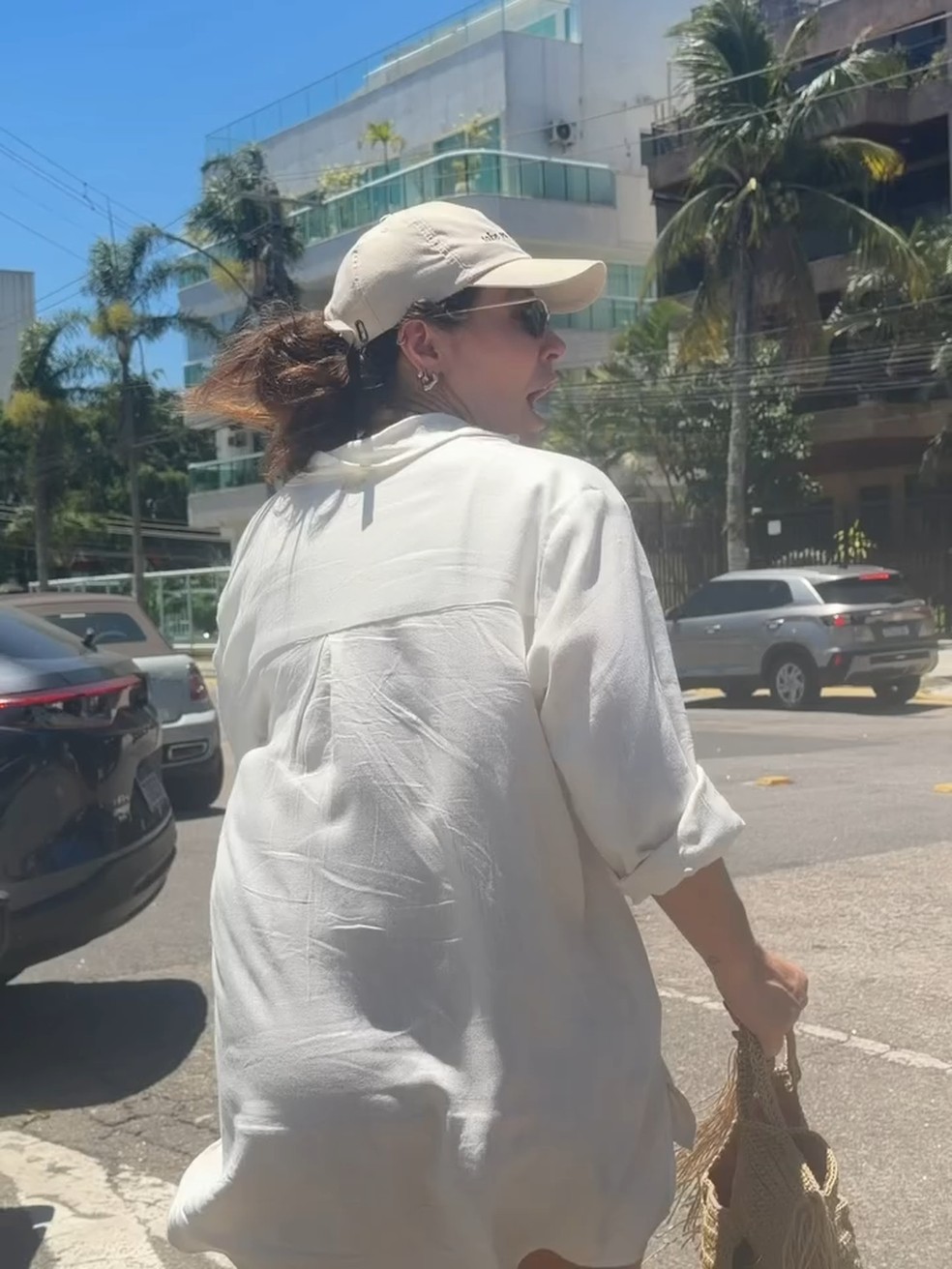 Solteira, Paolla Oliveira mostra momentos de sua vida no Rio e apoio dos amigos — Foto: Reprodução/Instagram