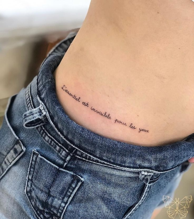 Tatuagens Frase Na Cintura