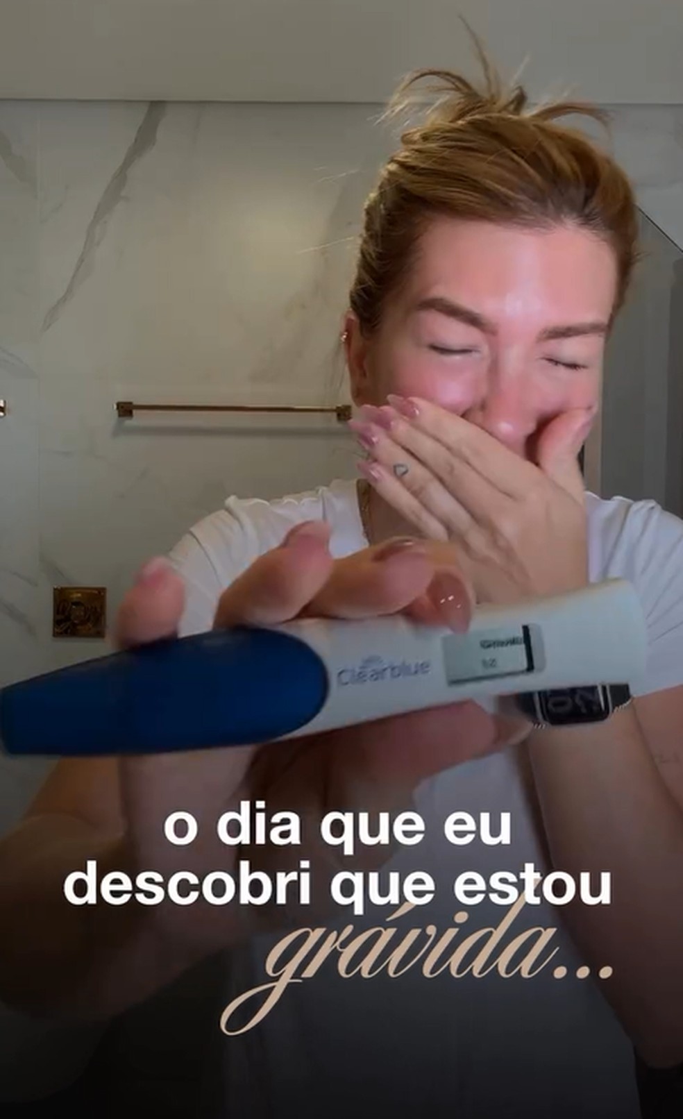Lore Improta se emociona ao descobrir que está grávida pela segunda vez — Foto: Reprodução/Instagram