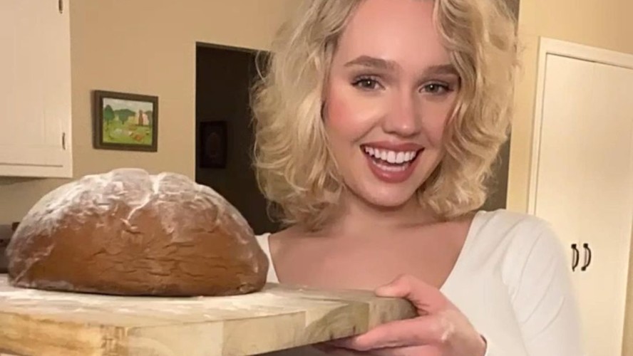 Estee Williams é uma influenciadora do tradwife