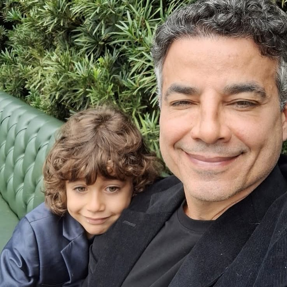 Anderson Di Rizzi se declara aos filhos com Taise Galante: 'Sou ...