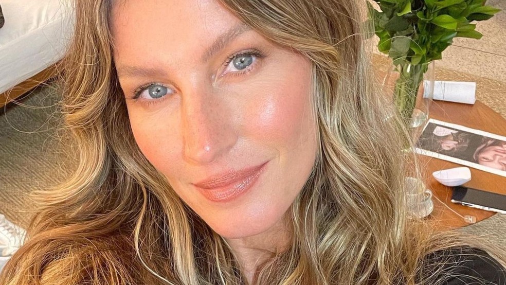 Gisele Bündchen recebeu o título de ubermodel por ser considerada a maior modelo de todos os tempos — Foto: Foto: Reprodução/Instagram