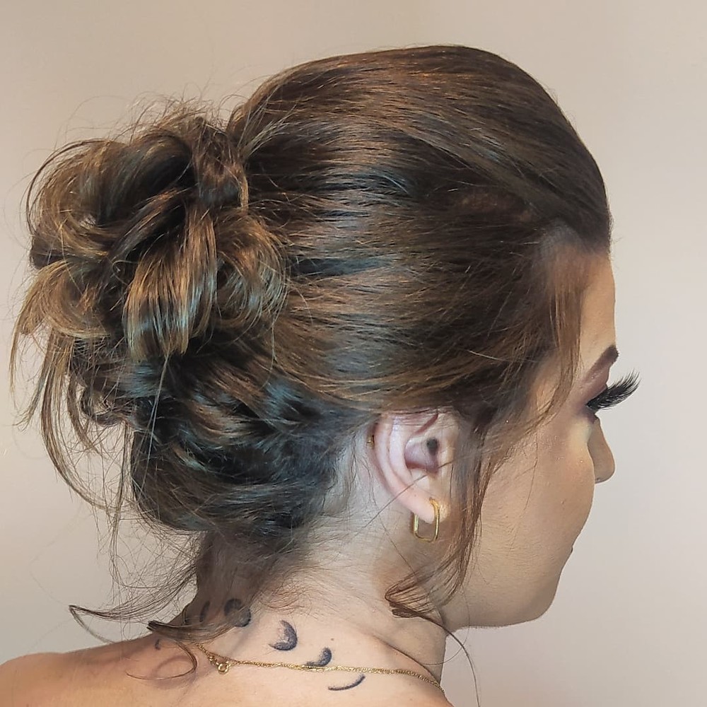 Penteado em cabelo curto para madrinha: inspirações que vão te deixar ...