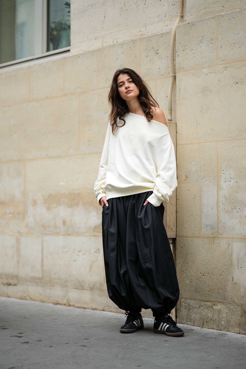 Look Calça Aladim Preta