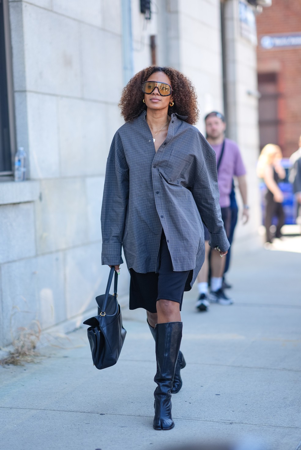 Por que a moda está interessada em sapatos 'esquisitos'? — Foto: Getty Images