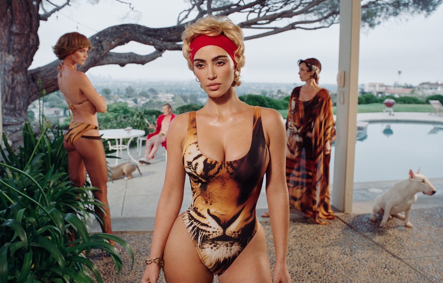 Skims, de Kim Kardashian, lança coleção em parceria com Roberto Cavalli