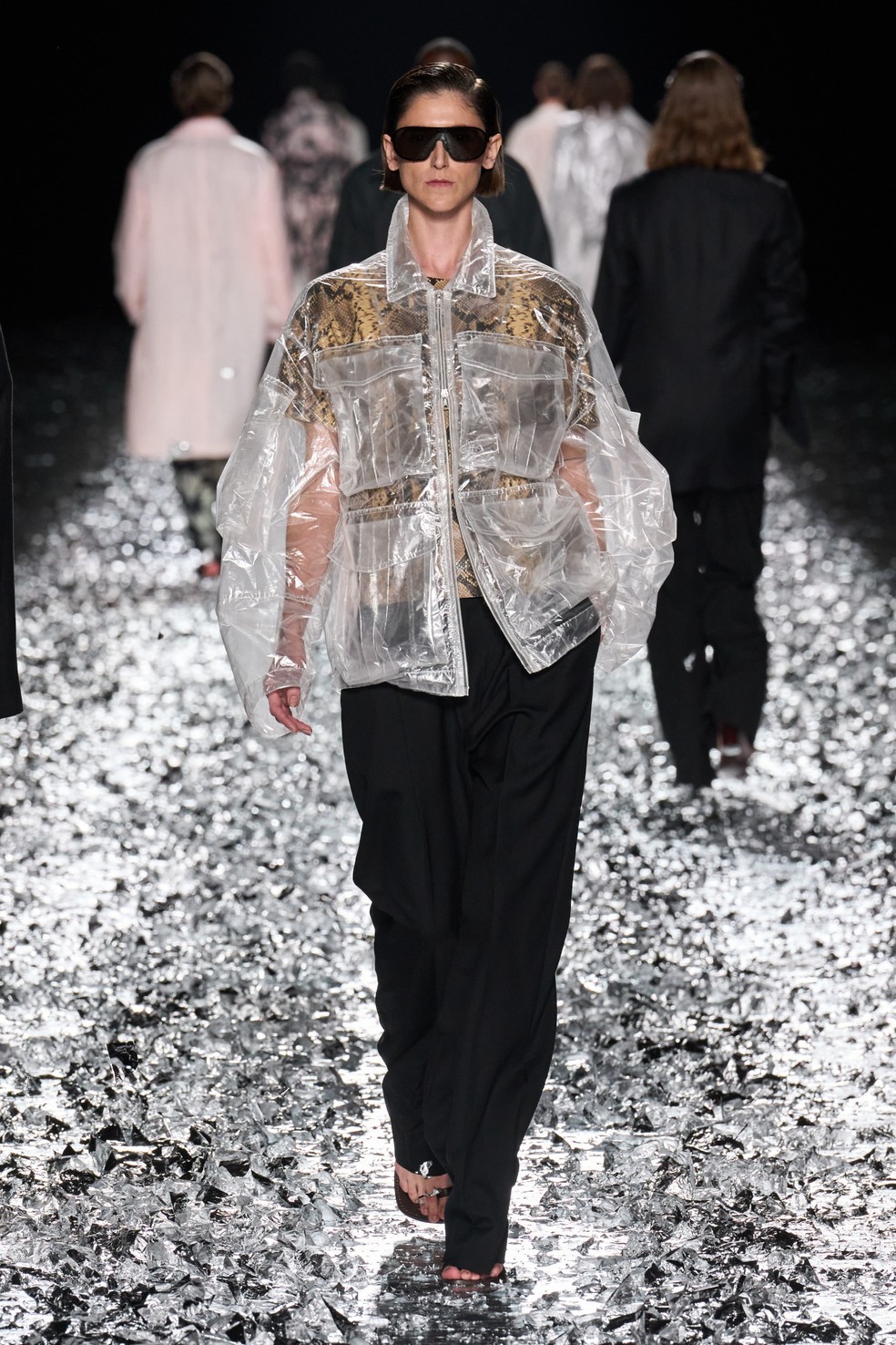 Dries Van Noten, primavera 2025 — Foto: Launchmetrics Spotlight