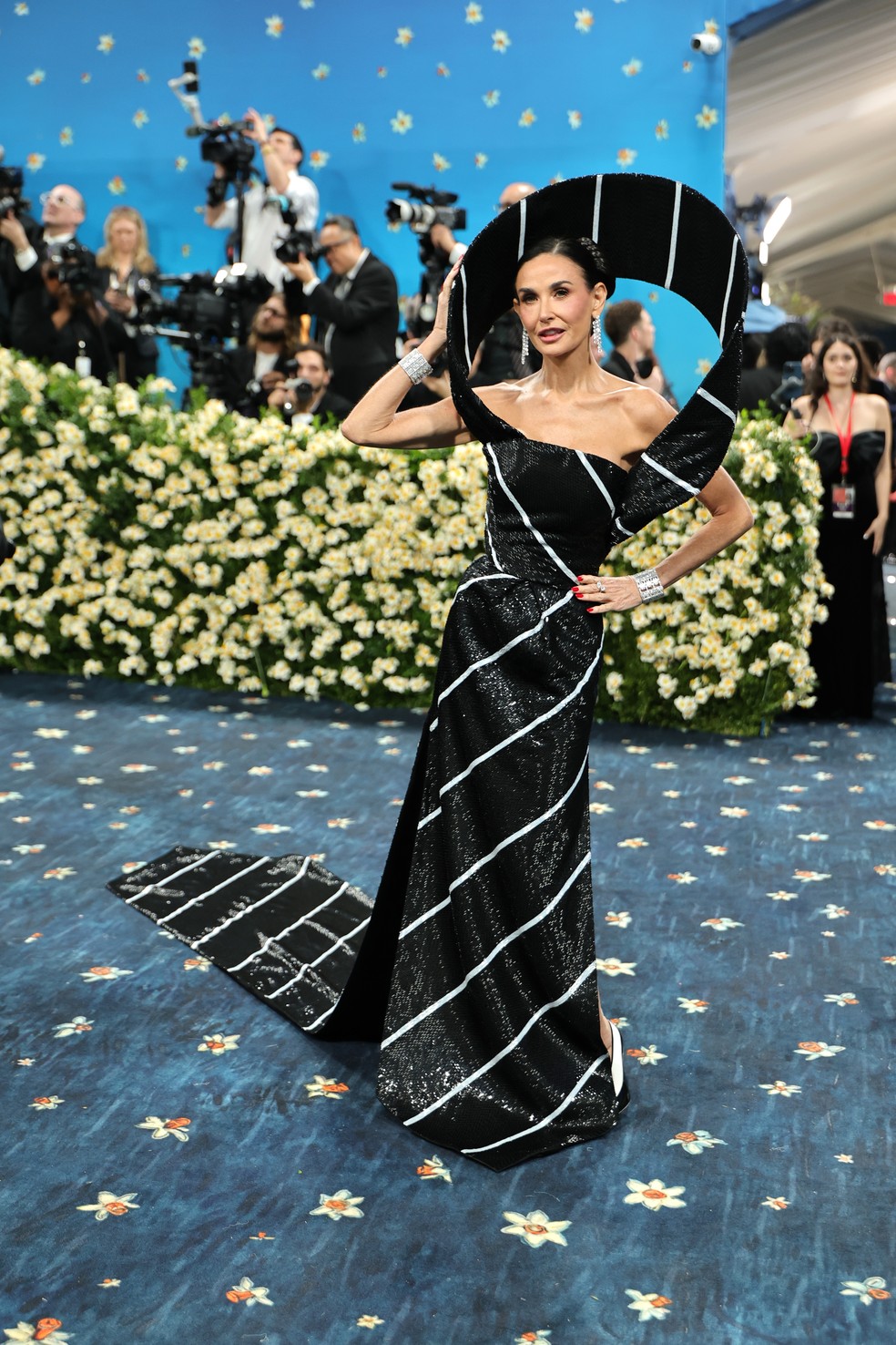 Demi Moore no Met Gala 2025 — Foto: Getty Images