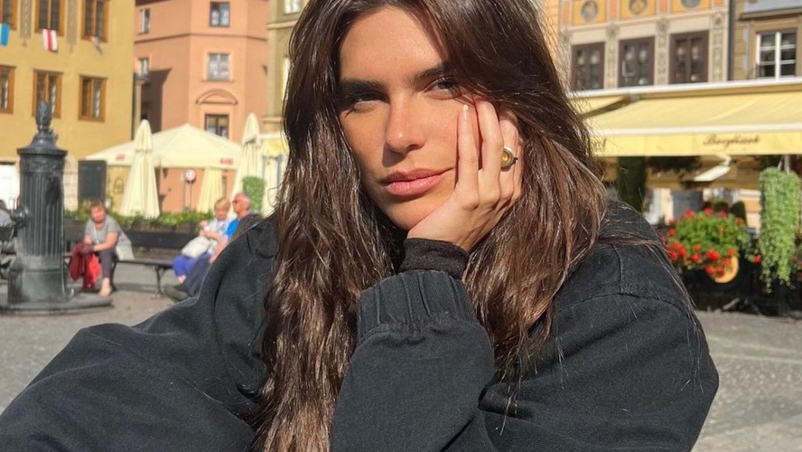 Mariana Goldfarb faz reflexão ao visitar país de origem da família: 'Me ...