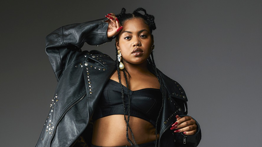 Com rimas poderosas, Duquesa mostra por que é a nova diva do rap: 'Aqui não tem gracinha'