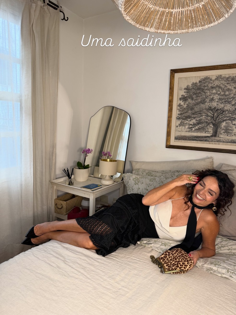 Claudia Ohana compartilha momentos de sua intimidade — Foto: Reprodução/Instagram