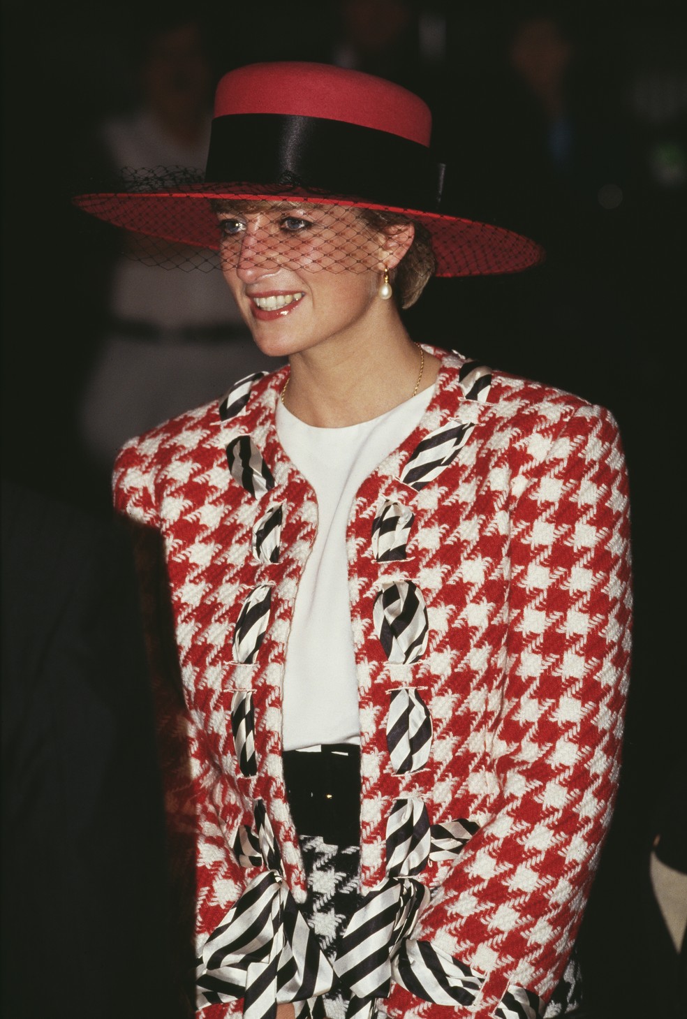Diana veste as cores do Canadá em visita ao país em 1991 — Foto: Getty Images