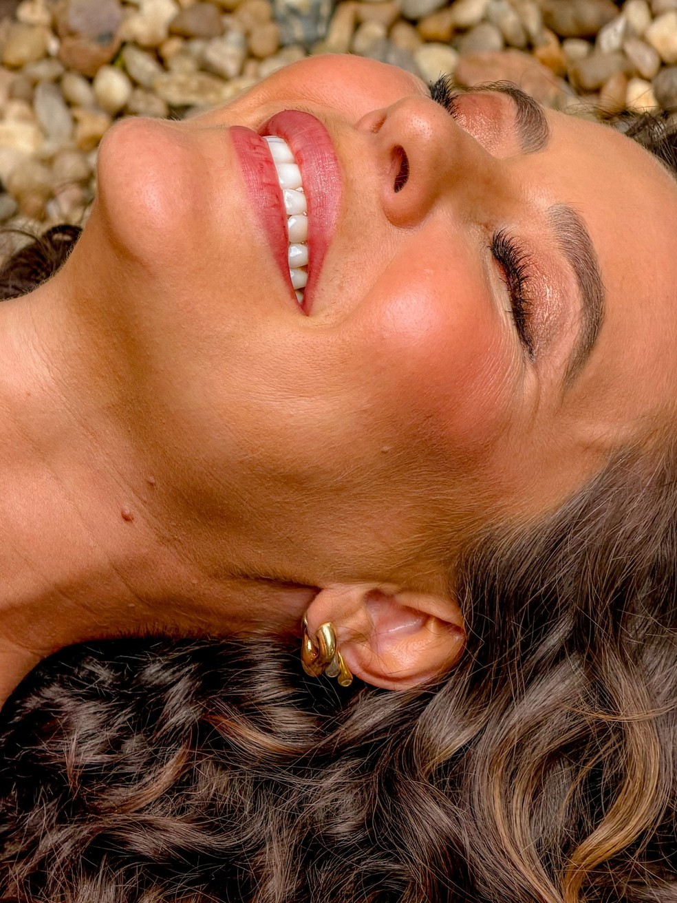 Solteira, Paolla Oliveira posa de maiô em viagem ao lado de amigas famosas — Foto: Reprodução/Instagram