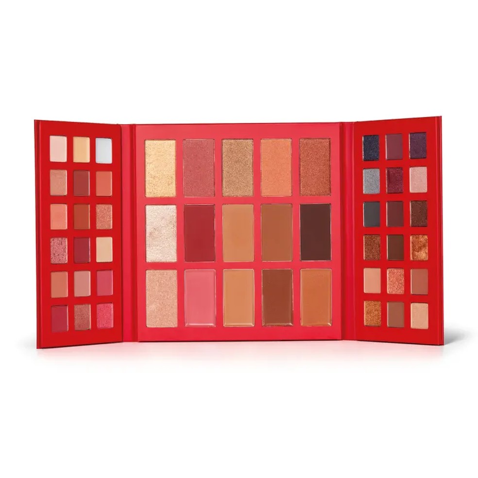 Paleta De Maquiagem Multifuncional Cereja Rouge, de O Boticário, R$ 289,90 — Foto: Divulgação