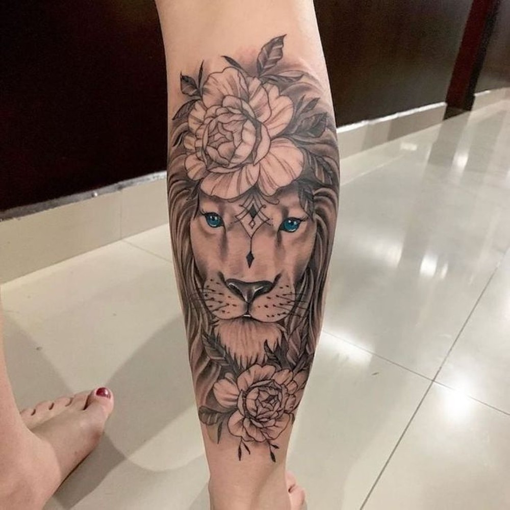 Tatuagem na panturrilha feminina: inspiração para a sua próxima arte