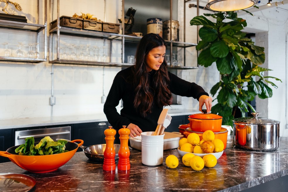 Saiba como ajustar o treino e a dieta de acordo com o ciclo menstrual — Foto: Unsplash/ Jason Briscoe/ CreativeCommons