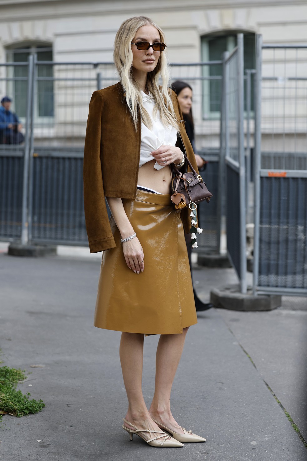 A cor tendência que tem dominado os looks elegantes da estação — Foto: Getty Images