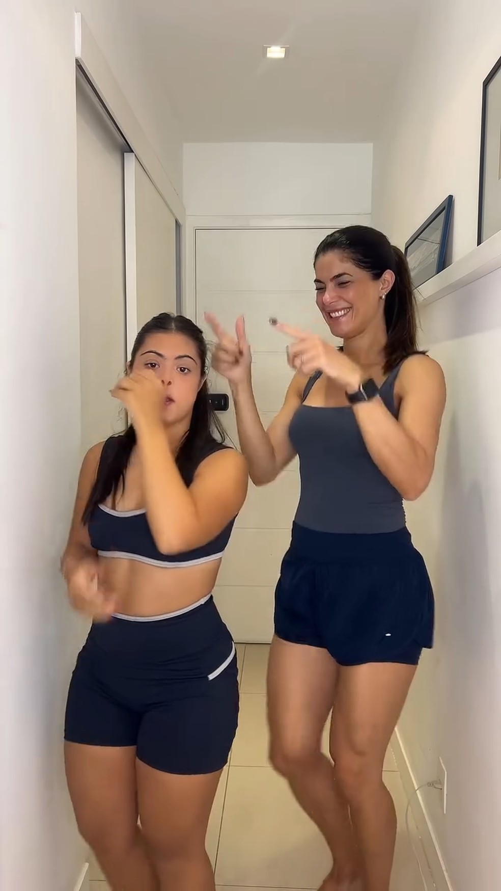 Filha de Romário, Ivy Faria dança em vídeo ao lado da mãe e se declara: 'Te amo' — Foto: Reprodução/ Instagram