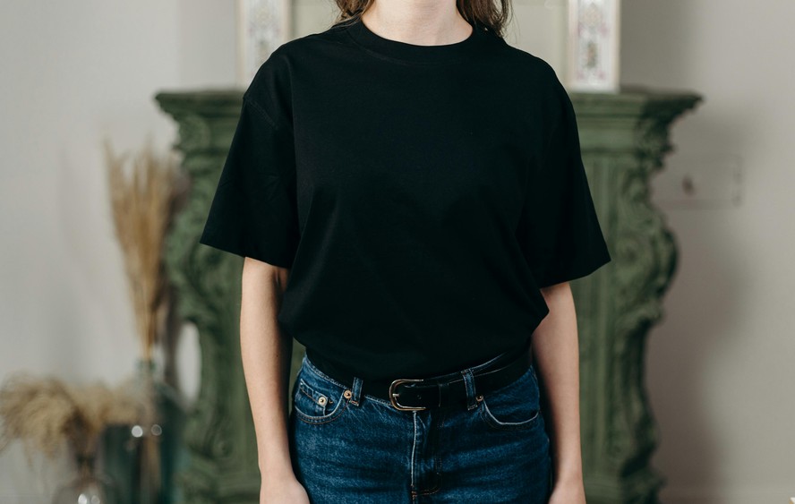 Blusas leves, vestidos frescos e calças que vestem perfeitamente: a Hering tem todas as peças para um guarda-roupa versátil, cheio de estilo e sem abrir mão do conforto